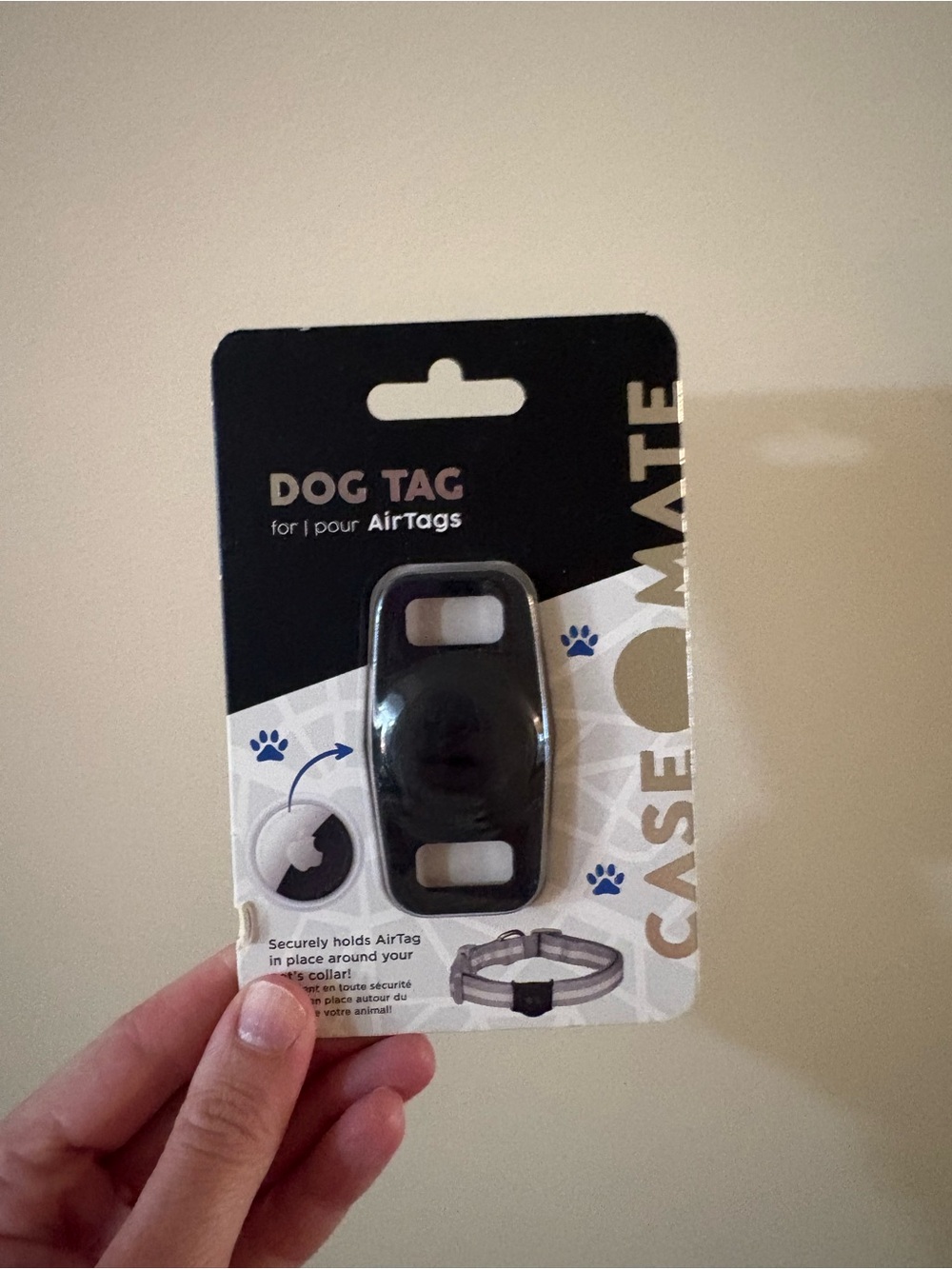 case-mate Black Dog Tag for AirTags